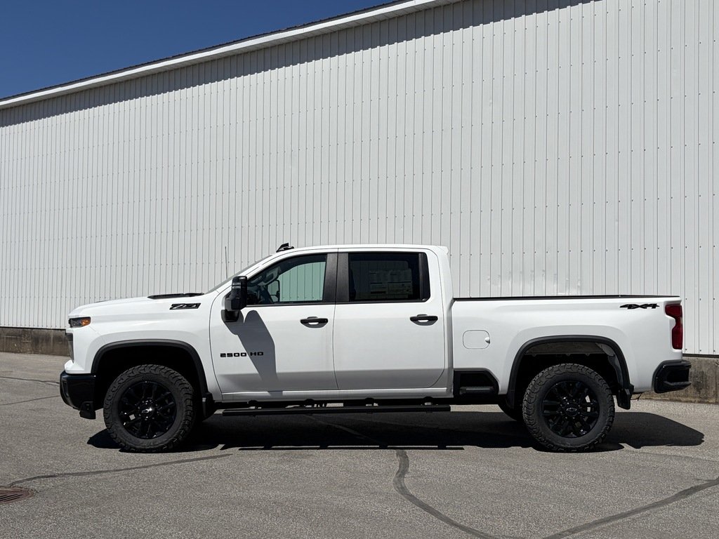 2026 Chevrolet Silverado 2500 HD in Joliette, Quebec - 3 - w1024h768px