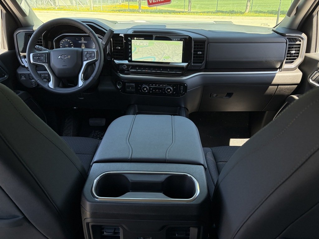 2026 Chevrolet Silverado 2500 HD in Joliette, Quebec - 10 - w1024h768px