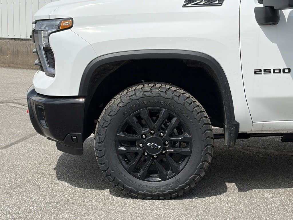 2026 Chevrolet Silverado 2500 HD in Joliette, Quebec - 6 - w1024h768px