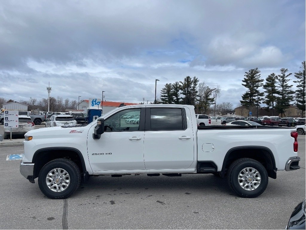 2024 Chevrolet SILVERADO 2500 HD in Joliette, Quebec - 3 - w1024h768px