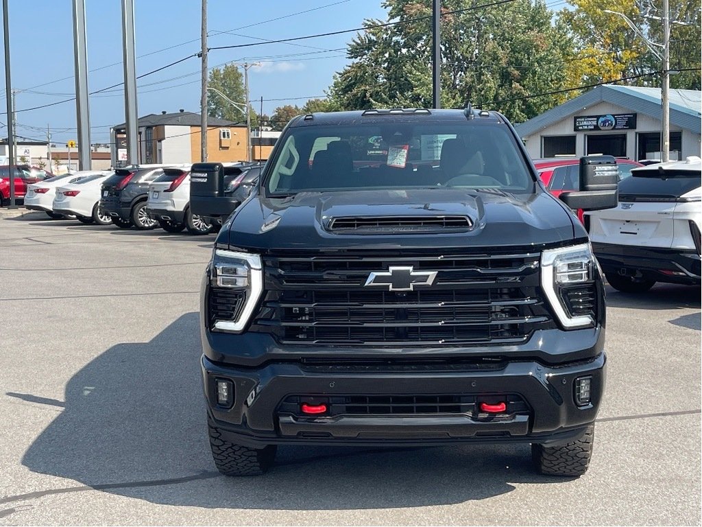 2025 Chevrolet Silverado 2500HD in Joliette, Quebec - 2 - w1024h768px