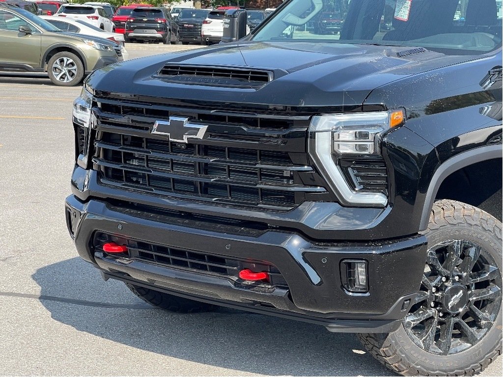 2025 Chevrolet Silverado 2500HD in Joliette, Quebec - 6 - w1024h768px