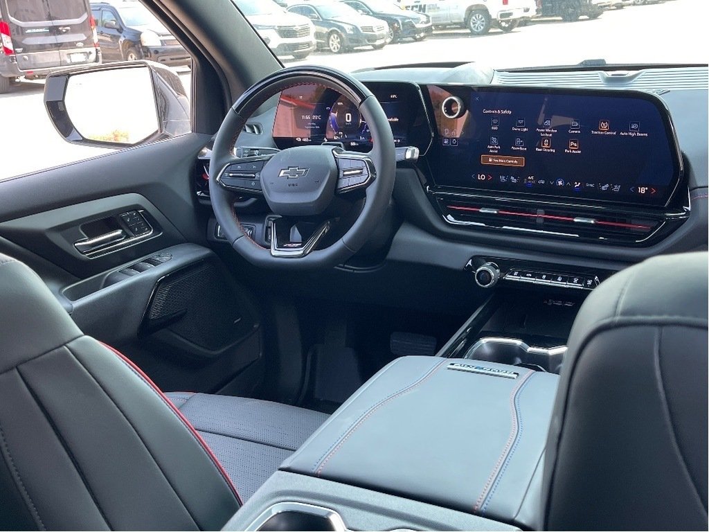 Chevrolet Silverado EV  2024 à Joliette, Québec - 12 - w1024h768px