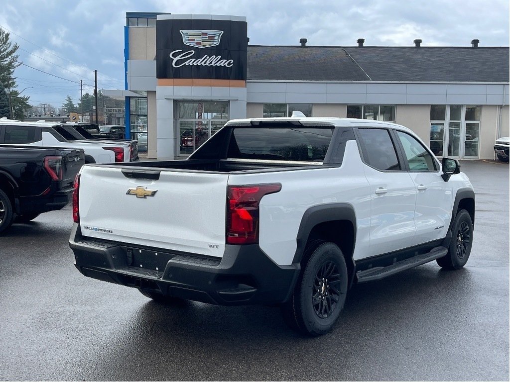 2025 Chevrolet Silverado EV in Joliette, Quebec - 4 - w1024h768px