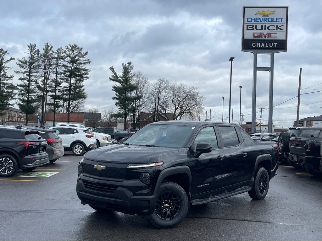 Chevrolet Silverado EV  2025 à Joliette, Québec - 1 - w1024h768px