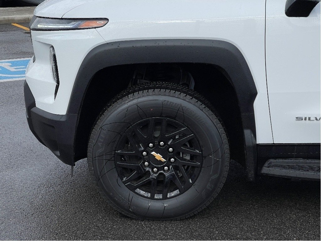 Chevrolet Silverado EV  2025 à Joliette, Québec - 7 - w1024h768px