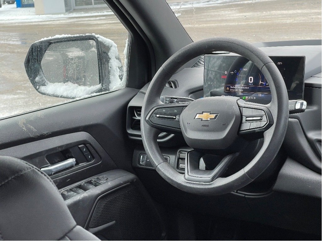 Chevrolet Silverado EV  2025 à Joliette, Québec - 13 - w1024h768px