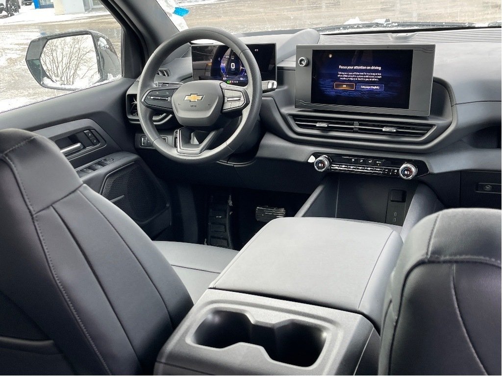 2025 Chevrolet Silverado EV in Joliette, Quebec - 11 - w1024h768px