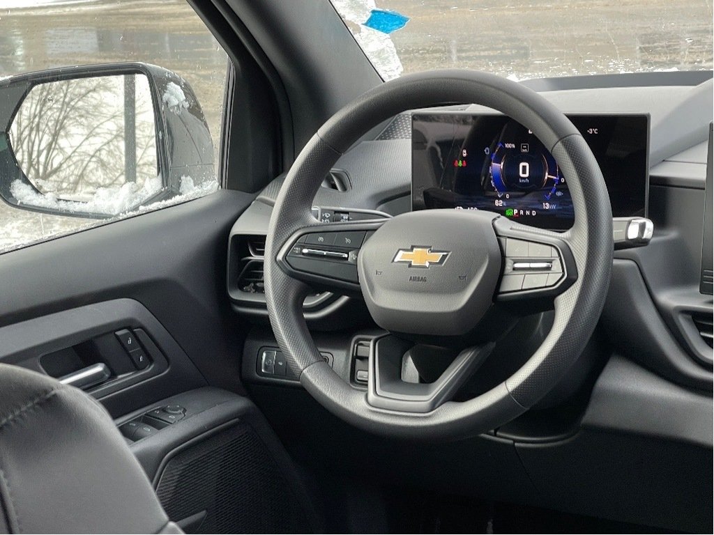 2025 Chevrolet Silverado EV in Joliette, Quebec - 13 - w1024h768px