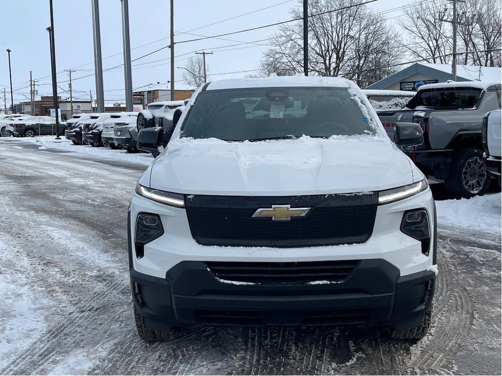 2025 Chevrolet Silverado EV in Joliette, Quebec - 2 - w1024h768px