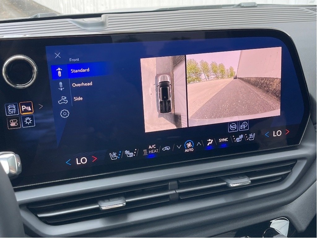 Chevrolet Silverado EV  2025 à Joliette, Québec - 17 - w1024h768px