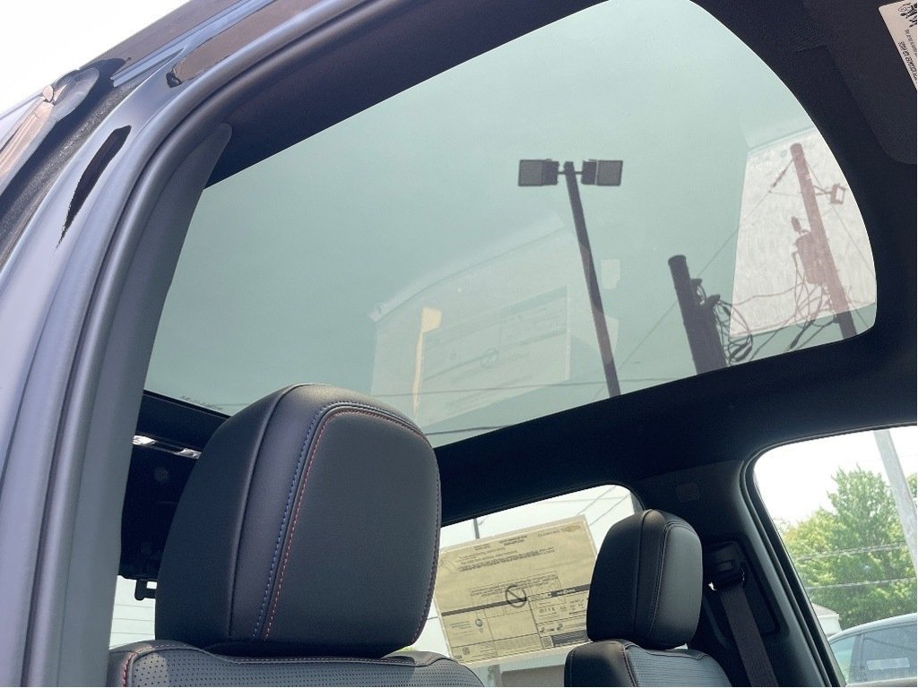 Chevrolet Silverado EV  2025 à Joliette, Québec - 8 - w1024h768px