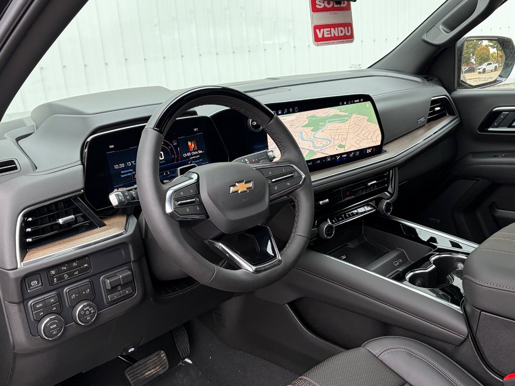 2026 Chevrolet Suburban in Joliette, Quebec - 9 - w1024h768px