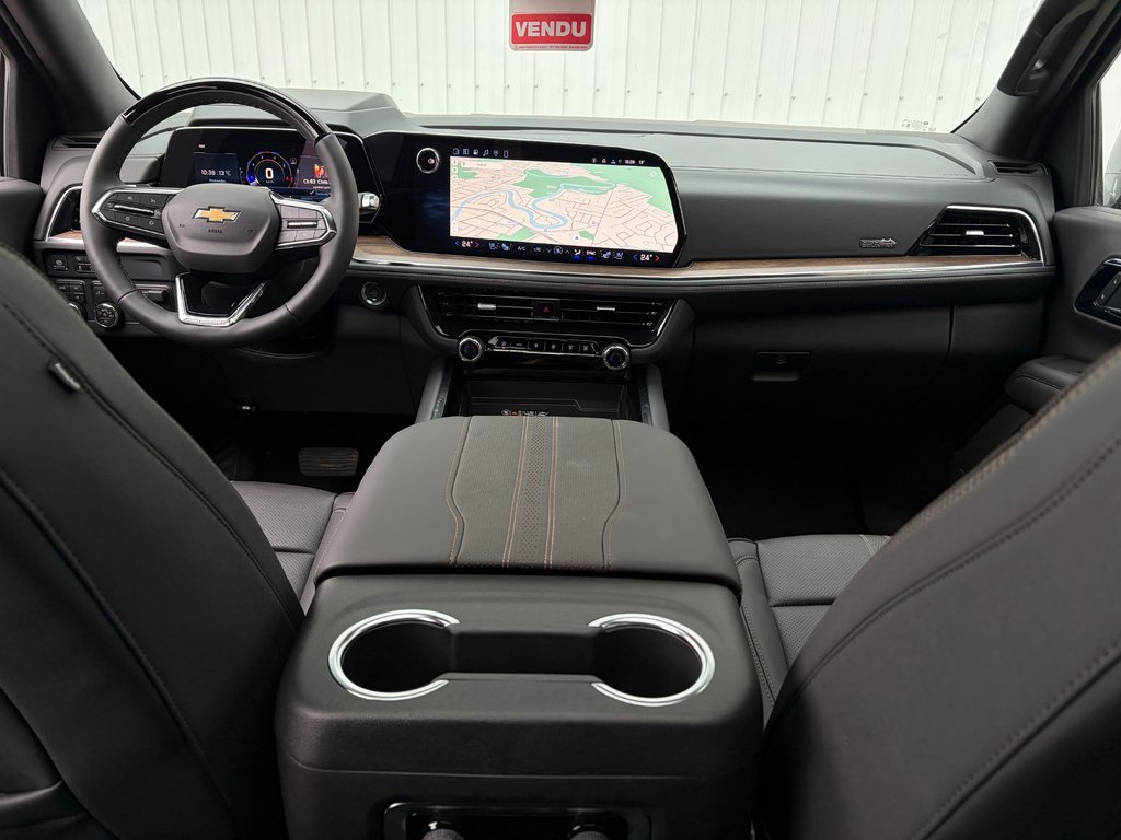 2026 Chevrolet Suburban in Joliette, Quebec - 13 - w1024h768px