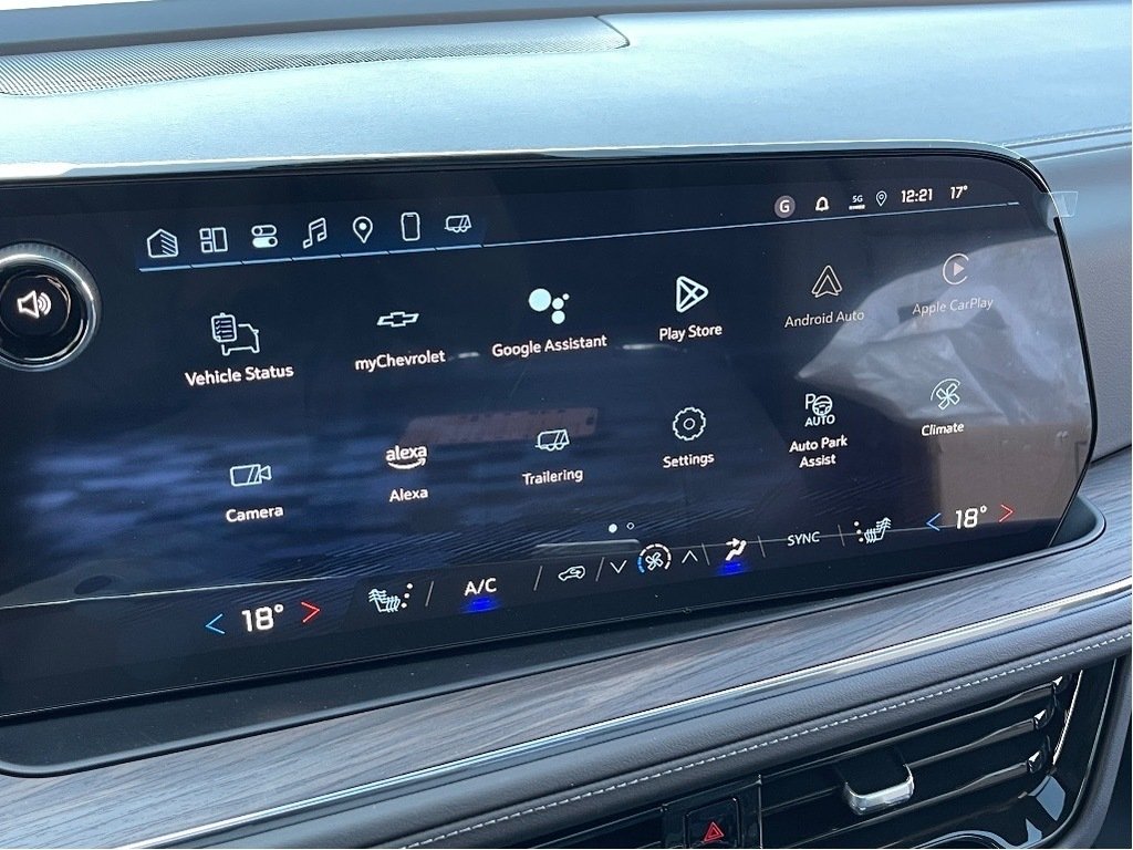 2025 Chevrolet Tahoe in Joliette, Quebec - 18 - w1024h768px