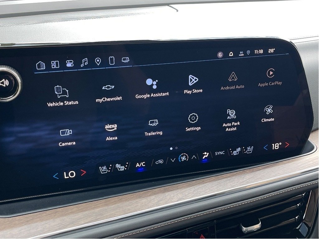 2025 Chevrolet Tahoe in Joliette, Quebec - 18 - w1024h768px