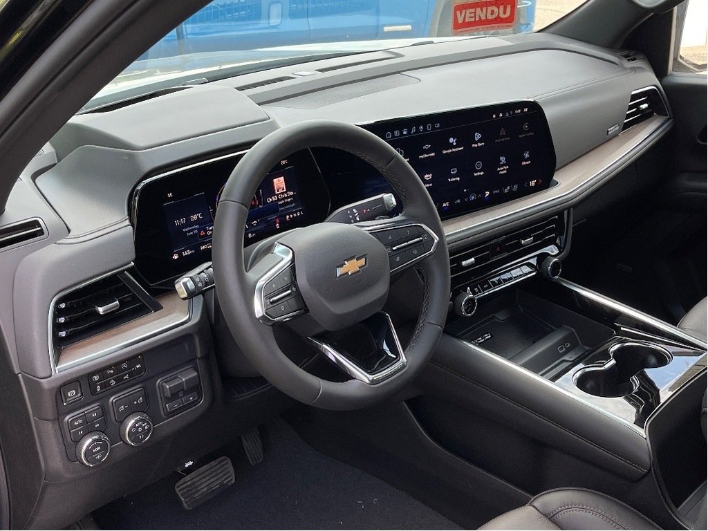 2025 Chevrolet Tahoe in Joliette, Quebec - 9 - w1024h768px