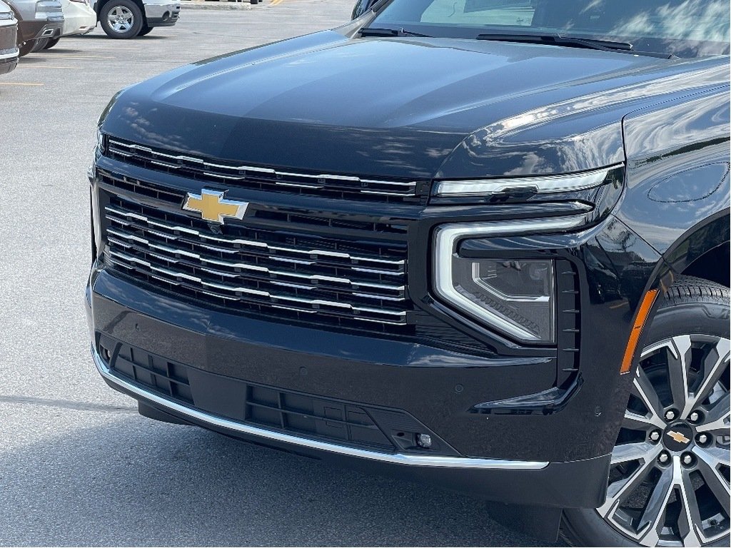 2025 Chevrolet Tahoe in Joliette, Quebec - 6 - w1024h768px