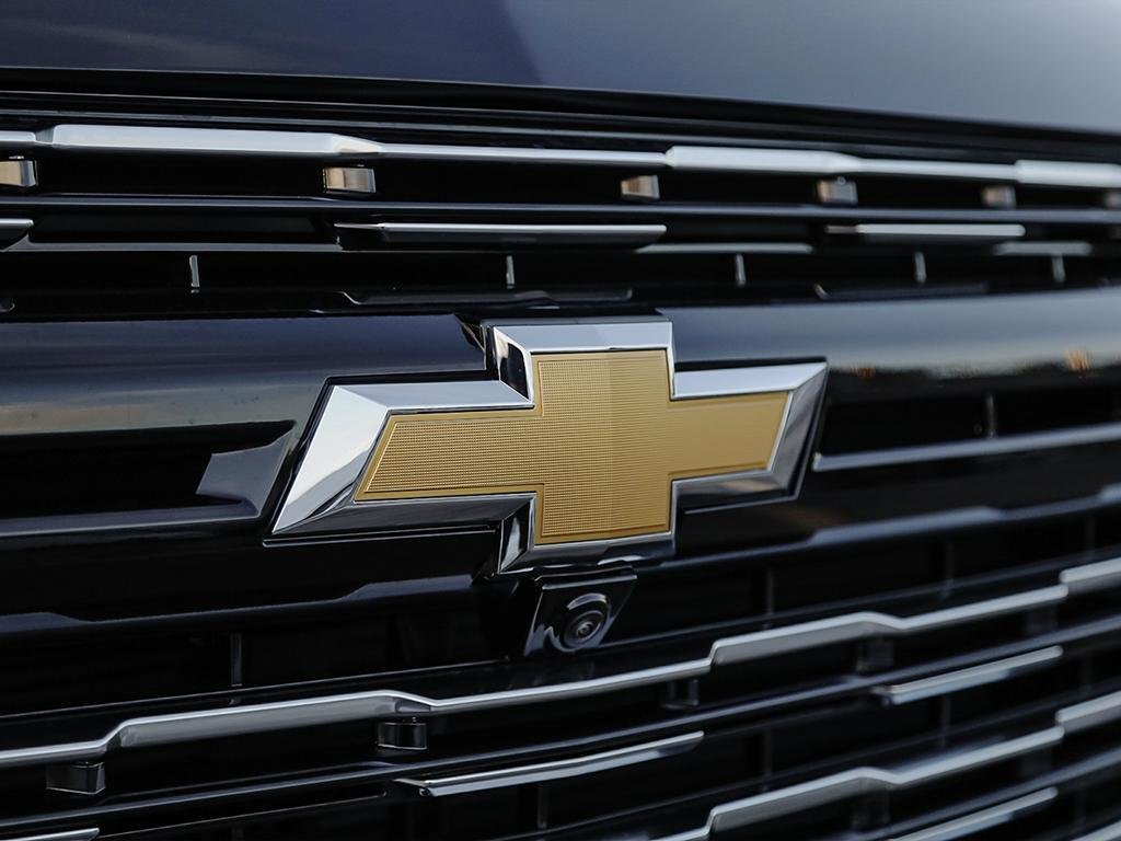 2026 Chevrolet Tahoe in Joliette, Quebec - 8 - w1024h768px