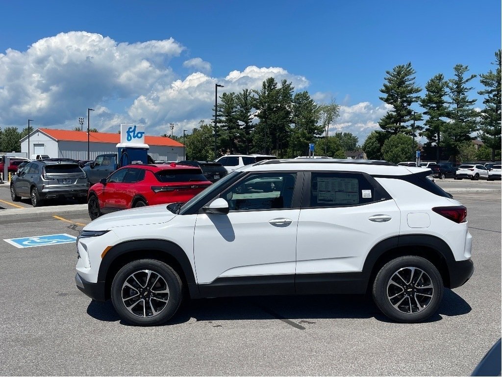 2025 Chevrolet Trailblazer in Joliette, Quebec - 3 - w1024h768px