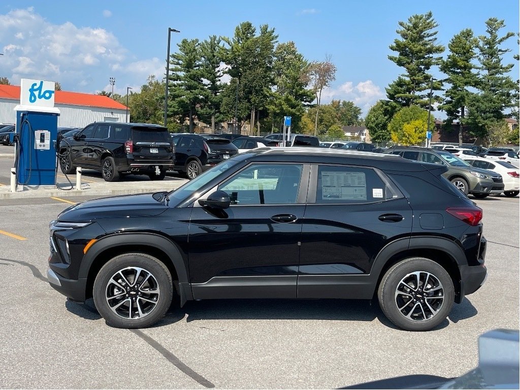 Chevrolet Trailblazer  2025 à Joliette, Québec - 3 - w1024h768px