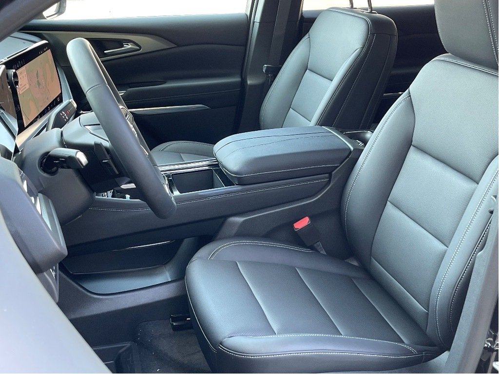 2026 Chevrolet Traverse in Joliette, Quebec - 8 - w1024h768px