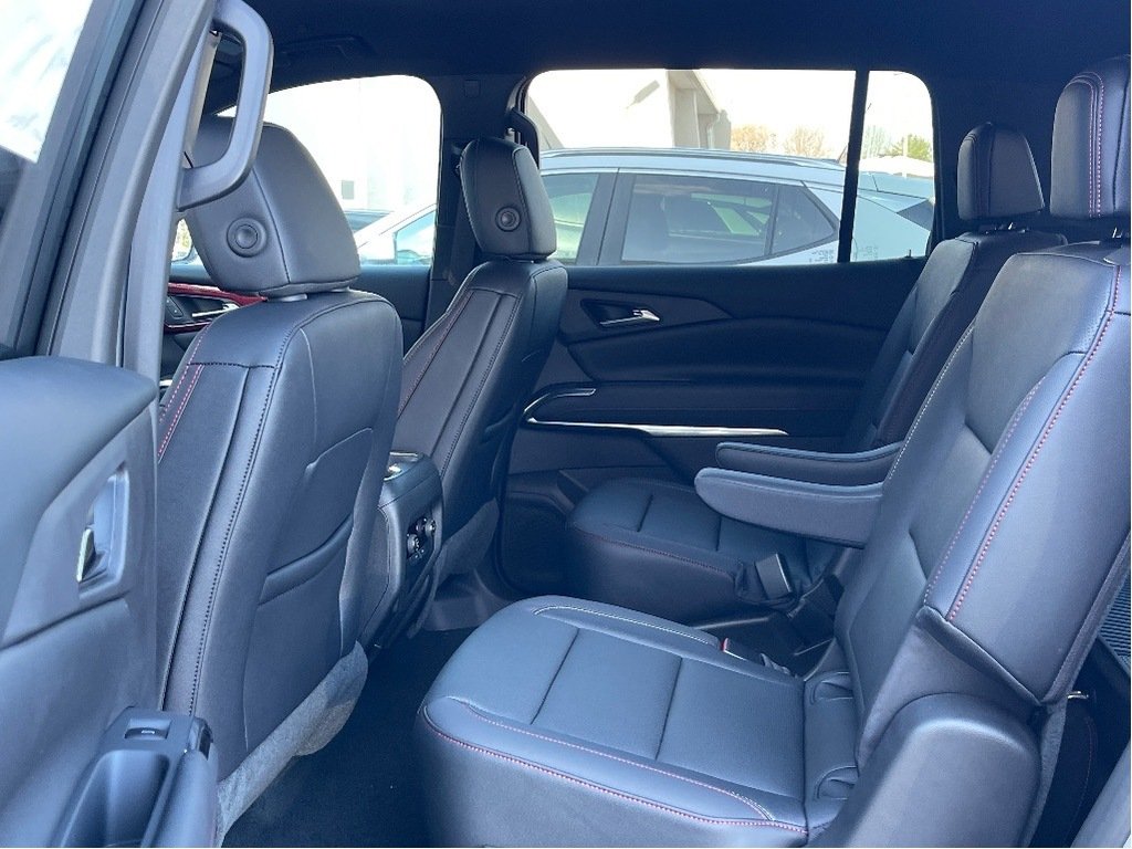 2026 Chevrolet Traverse in Joliette, Quebec - 10 - w1024h768px