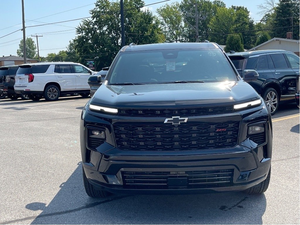 2026 Chevrolet Traverse in Joliette, Quebec - 2 - w1024h768px