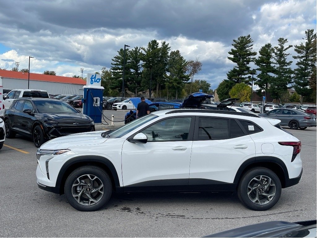 2025 Chevrolet Trax in Joliette, Quebec - 3 - w1024h768px