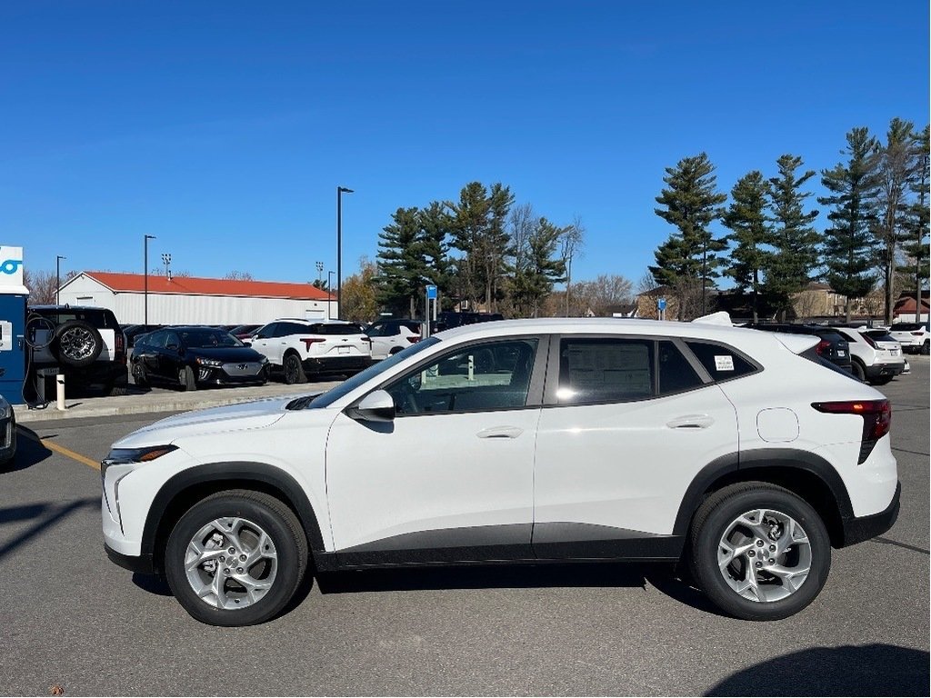 Chevrolet Trax  2025 à Joliette, Québec - 3 - w1024h768px