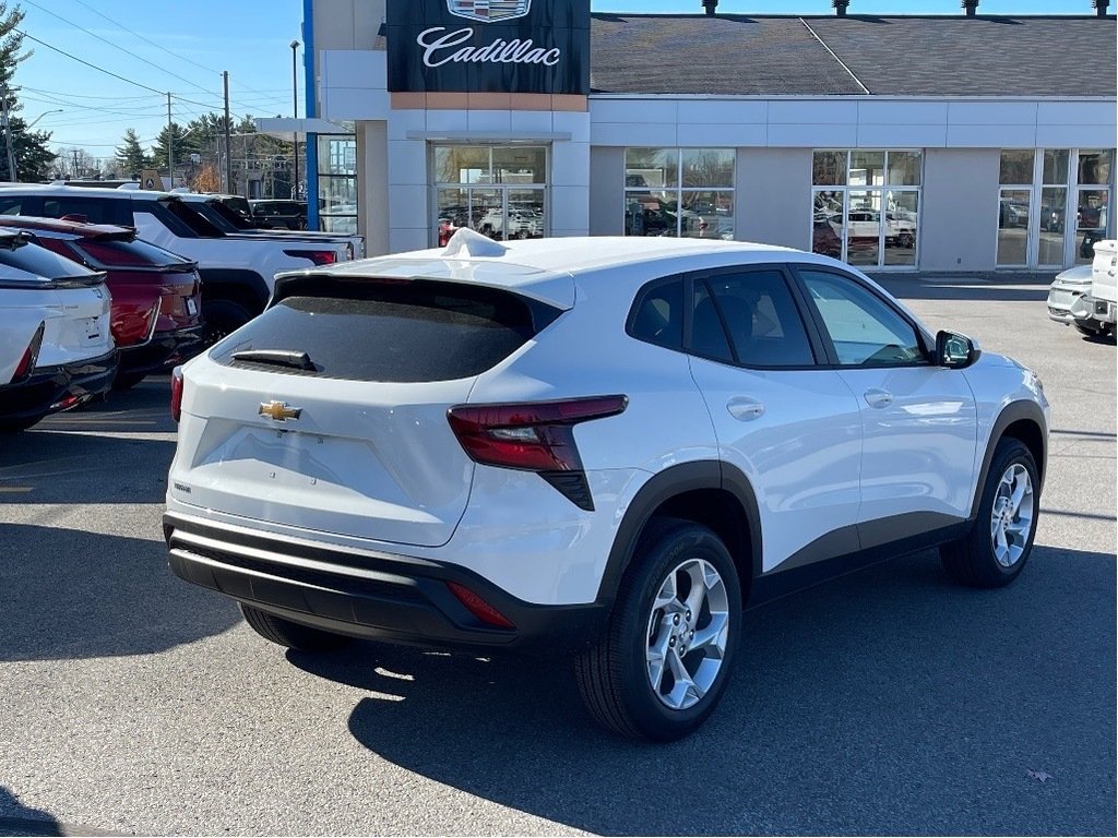 Chevrolet Trax  2025 à Joliette, Québec - 4 - w1024h768px