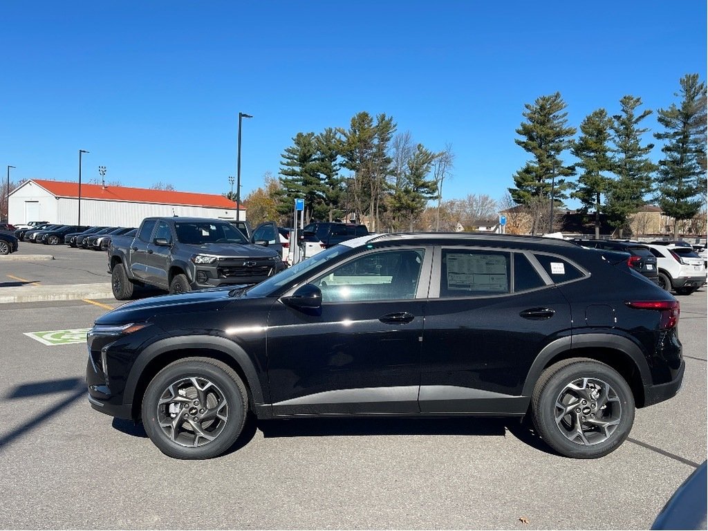 2025 Chevrolet Trax in Joliette, Quebec - 3 - w1024h768px