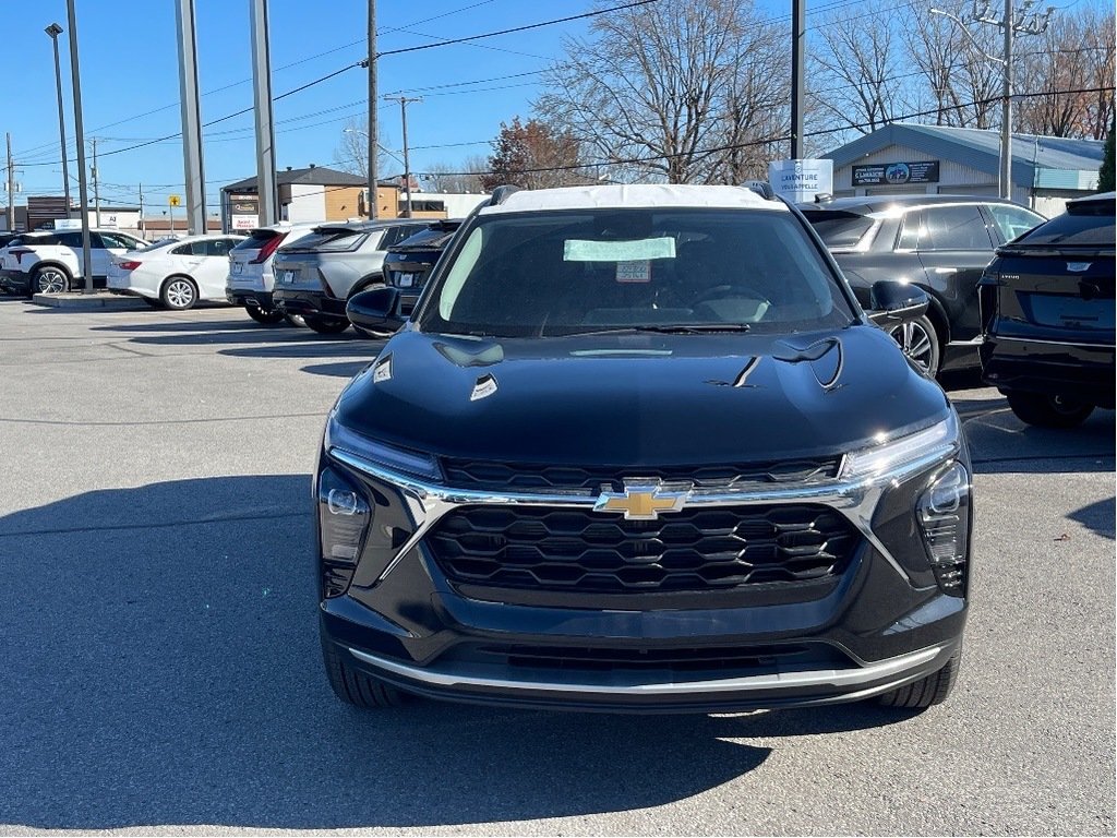 2025 Chevrolet Trax in Joliette, Quebec - 2 - w1024h768px