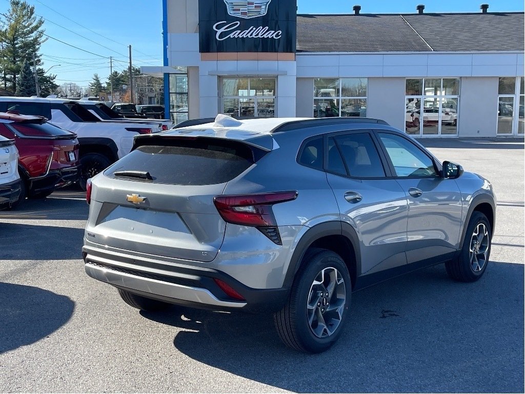 2025 Chevrolet Trax in Joliette, Quebec - 4 - w1024h768px