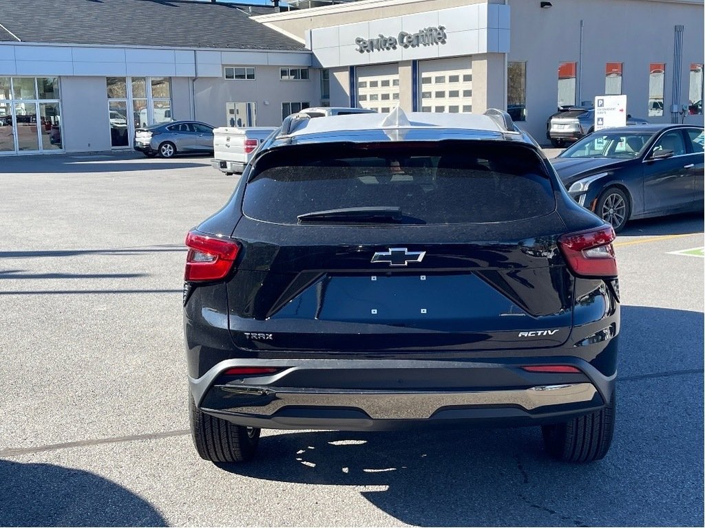 2025 Chevrolet Trax in Joliette, Quebec - 5 - w1024h768px