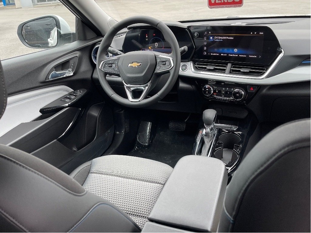 Chevrolet Trax  2025 à Joliette, Québec - 11 - w1024h768px