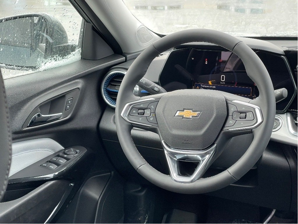 2025 Chevrolet Trax in Joliette, Quebec - 13 - w1024h768px