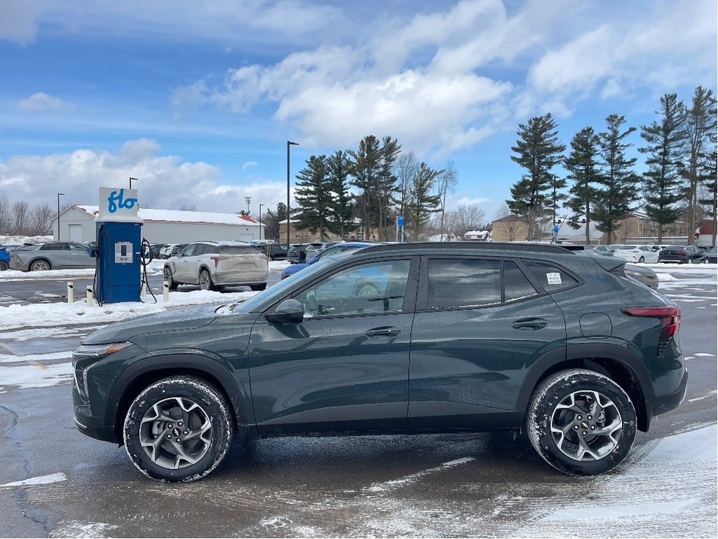 2025 Chevrolet Trax in Joliette, Quebec - 3 - w1024h768px