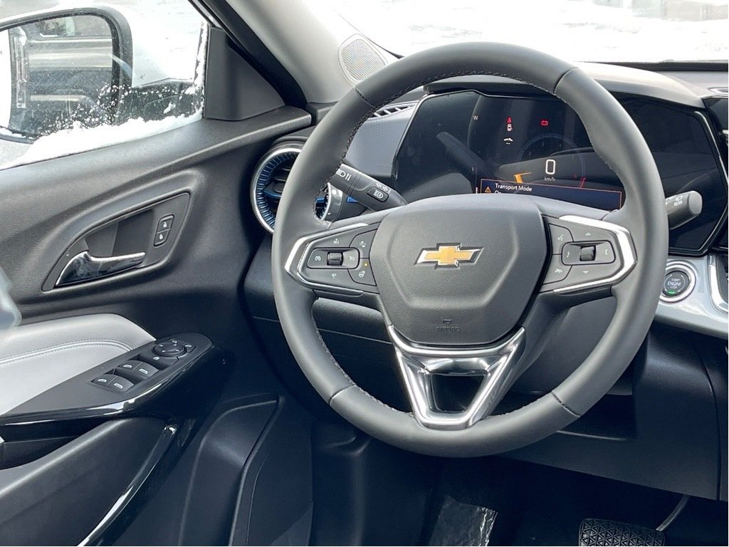 2025 Chevrolet Trax in Joliette, Quebec - 13 - w1024h768px