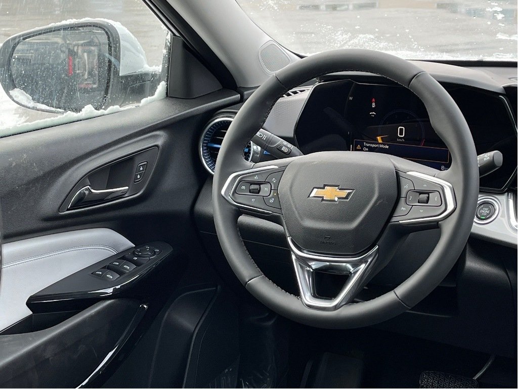 2025 Chevrolet Trax in Joliette, Quebec - 13 - w1024h768px