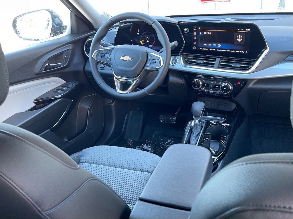 2025 Chevrolet Trax in Joliette, Quebec - 11 - w1024h768px