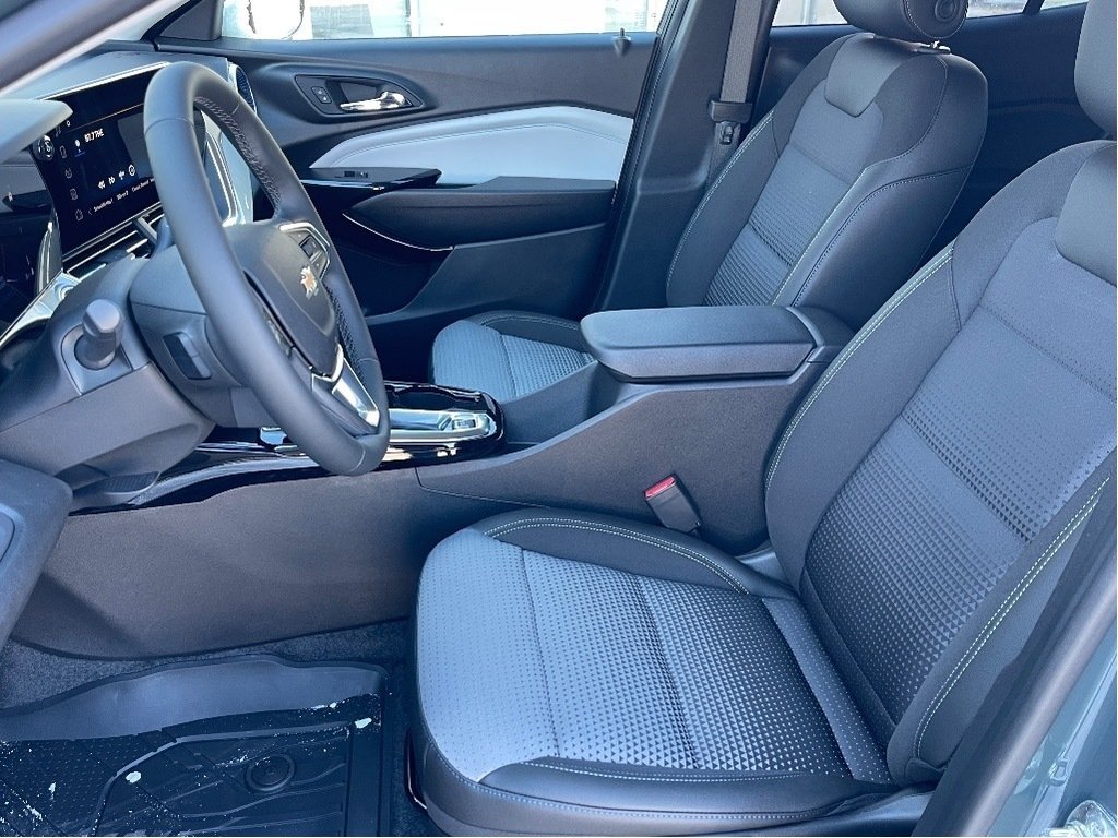2025 Chevrolet Trax in Joliette, Quebec - 9 - w1024h768px