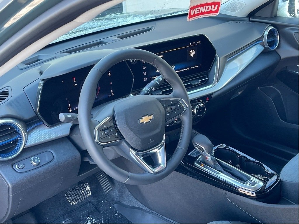 2025 Chevrolet Trax in Joliette, Quebec - 8 - w1024h768px
