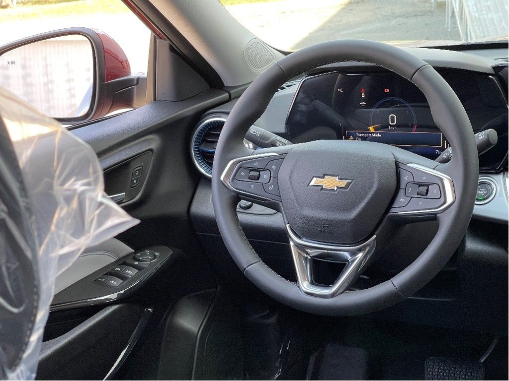 2025 Chevrolet Trax in Joliette, Quebec - 13 - w1024h768px