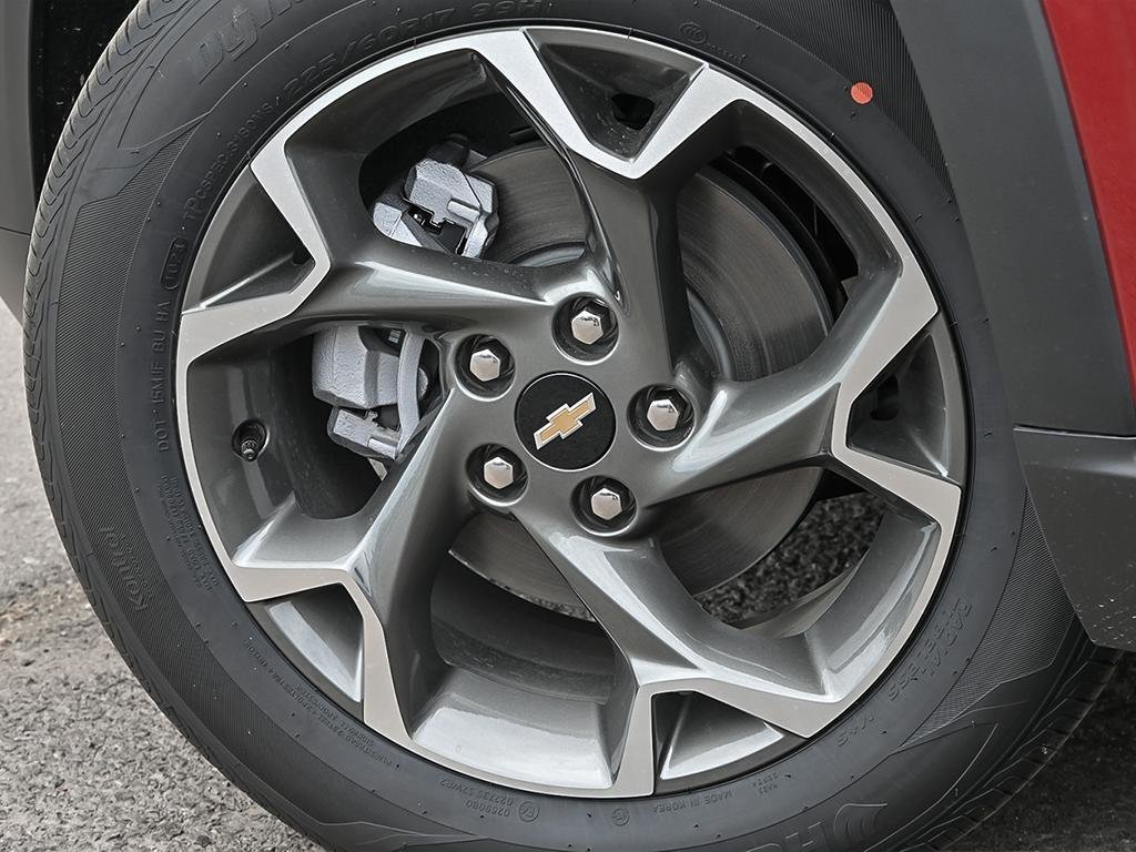 2025 Chevrolet Trax in Joliette, Quebec - 8 - w1024h768px