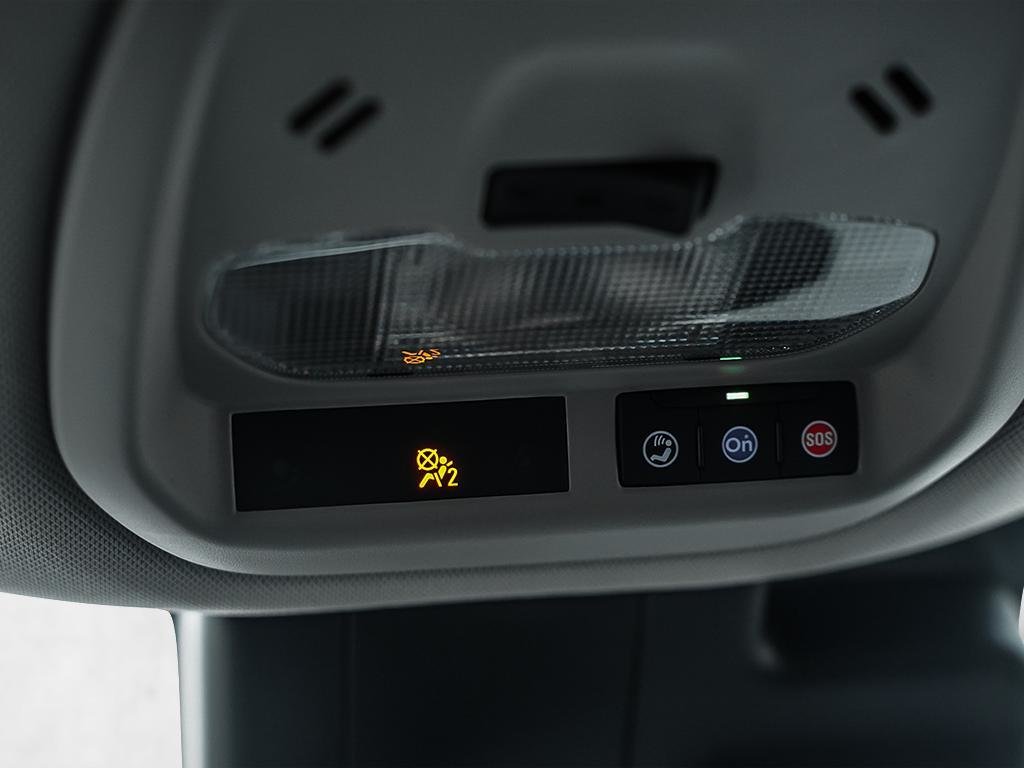 2025 Chevrolet Trax in Joliette, Quebec - 14 - w1024h768px