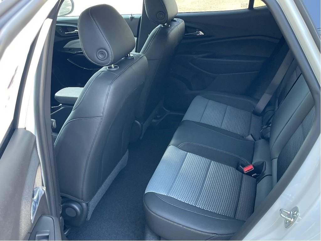 2025 Chevrolet Trax in Joliette, Quebec - 10 - w1024h768px