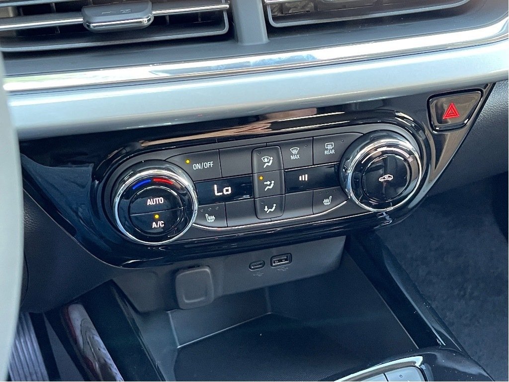 2025 Chevrolet Trax in Joliette, Quebec - 17 - w1024h768px