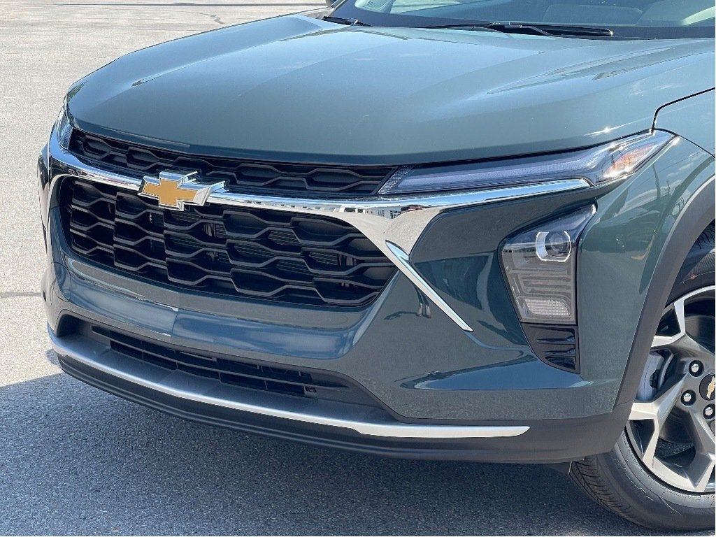 2025 Chevrolet Trax in Joliette, Quebec - 6 - w1024h768px