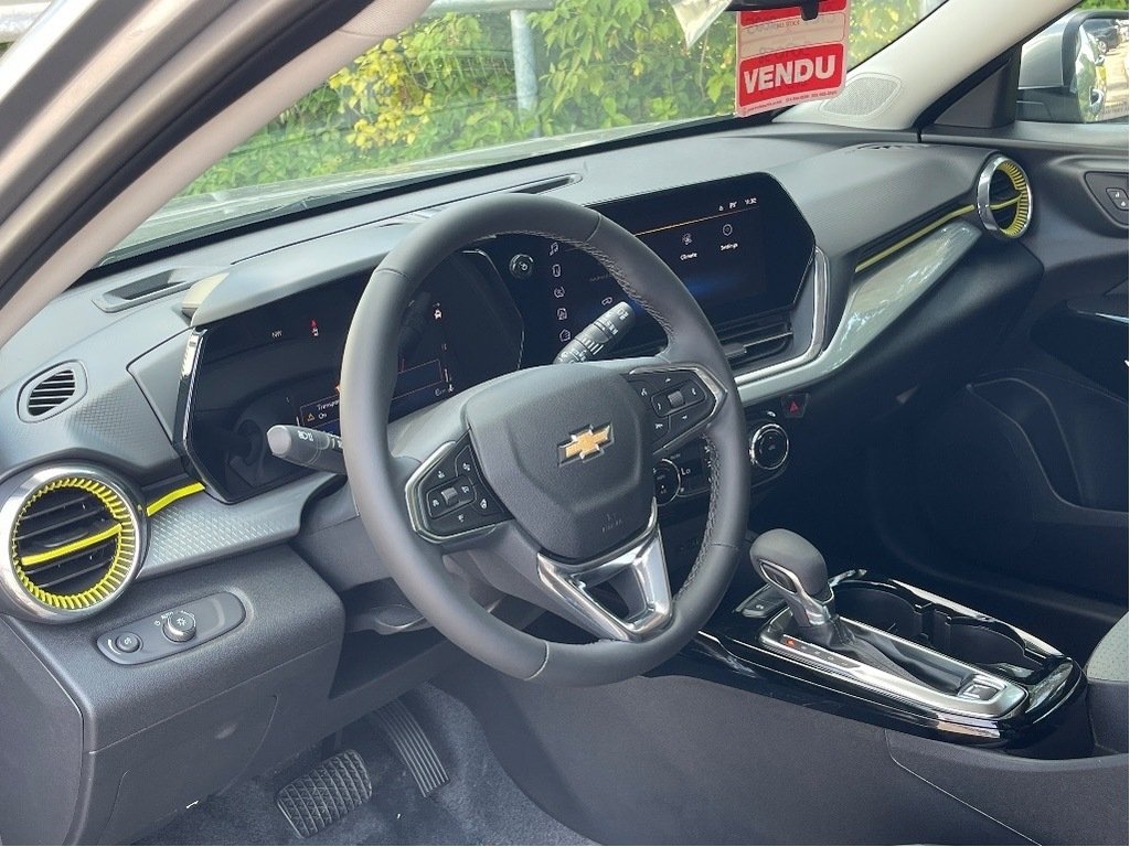 2025 Chevrolet Trax in Joliette, Quebec - 8 - w1024h768px